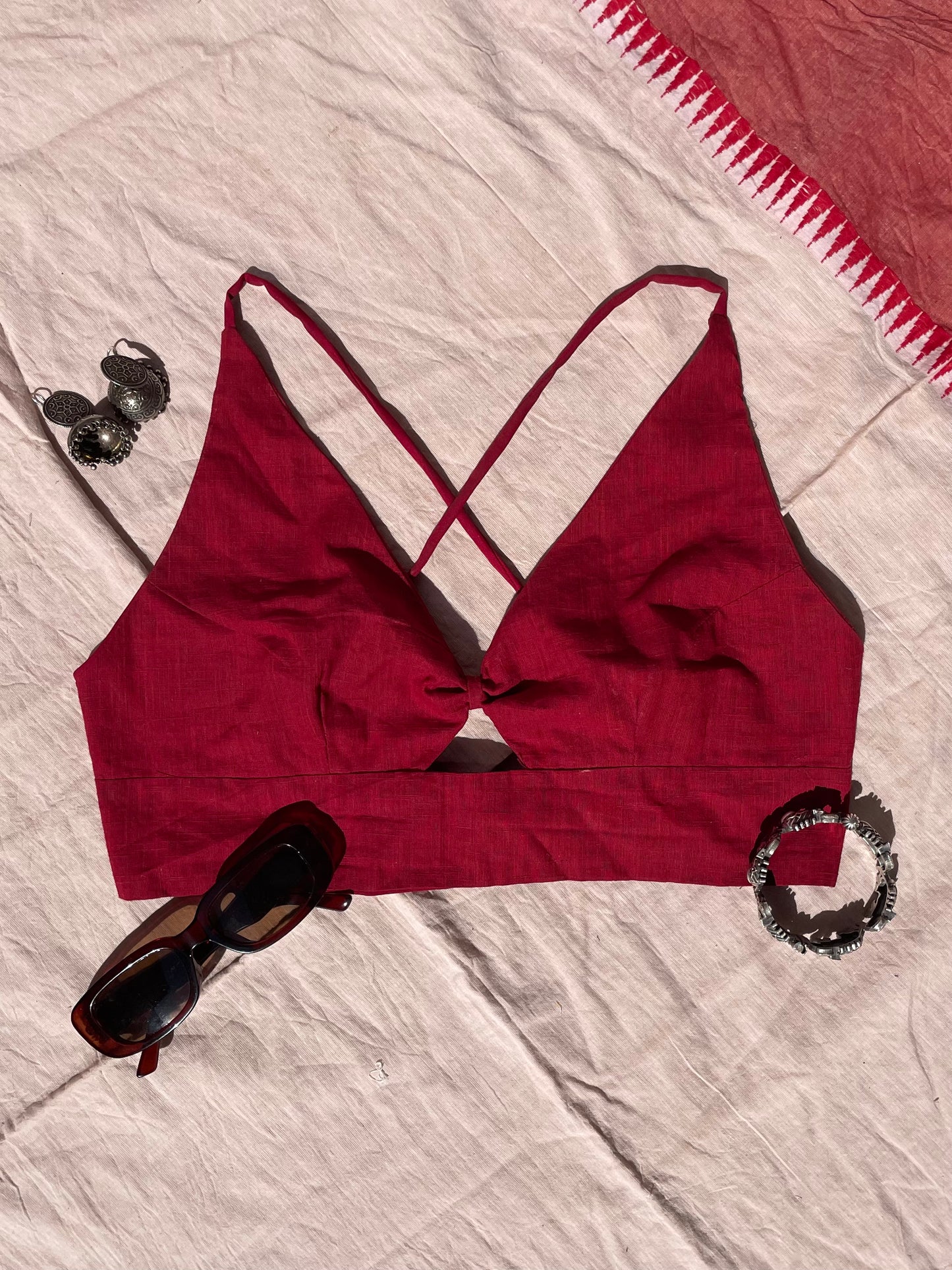 Bella: Solid Red