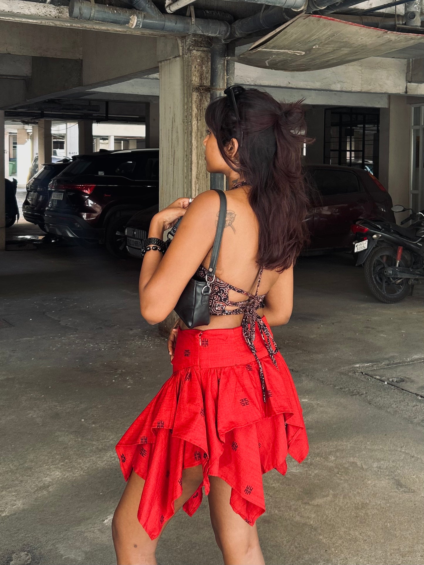 Bonita: Red Jamdani
