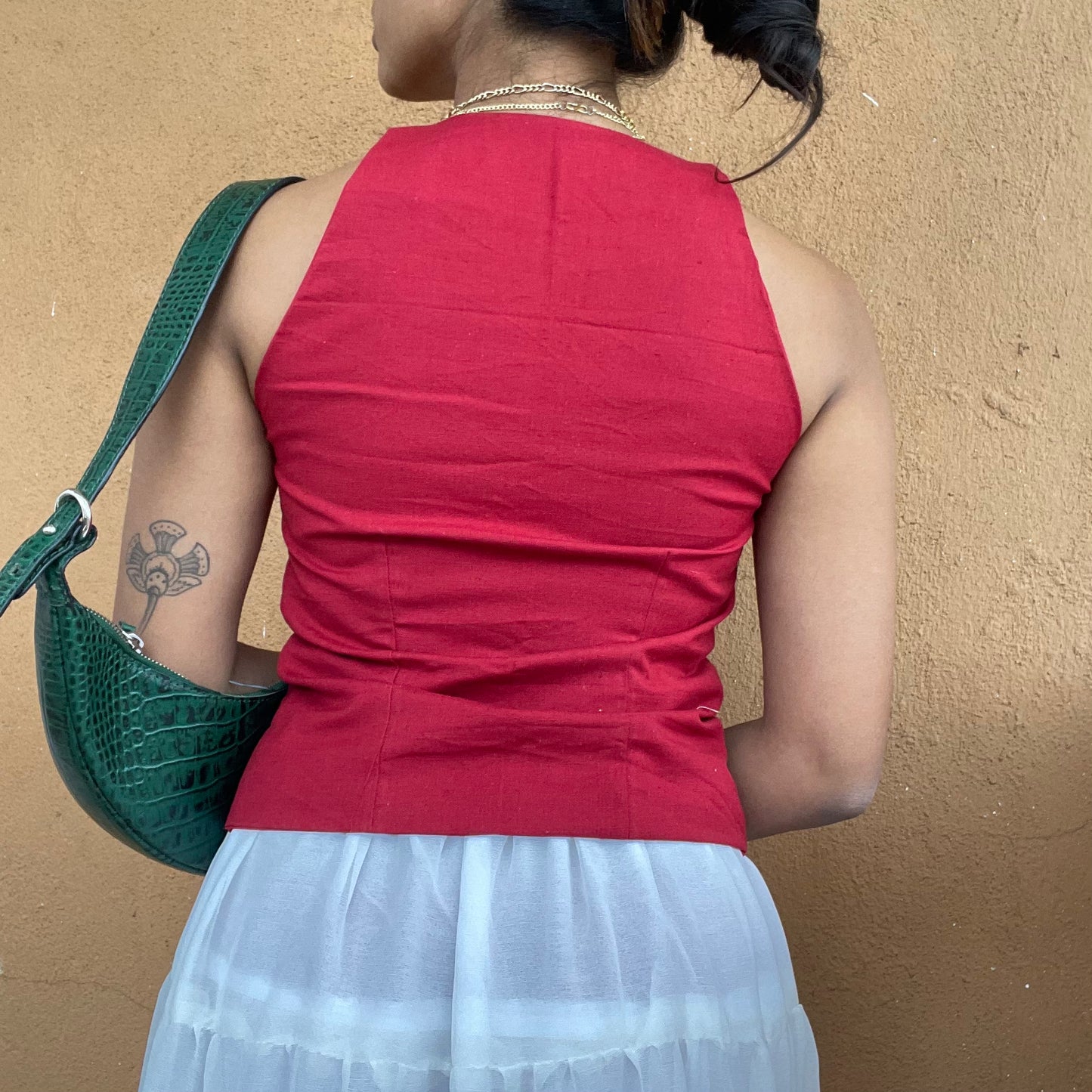 Kaira: Solid Red