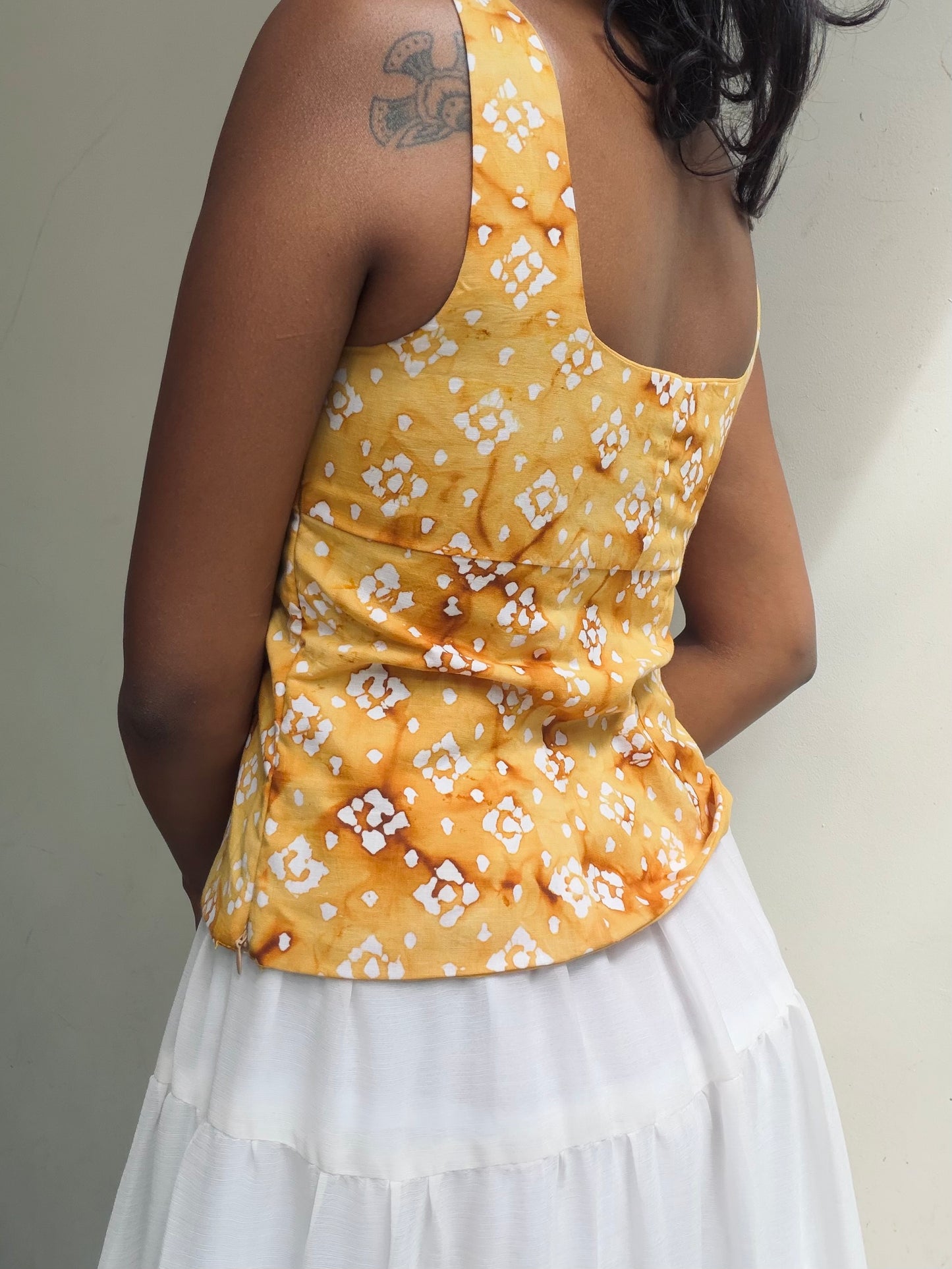 Gul: Yellow Batik