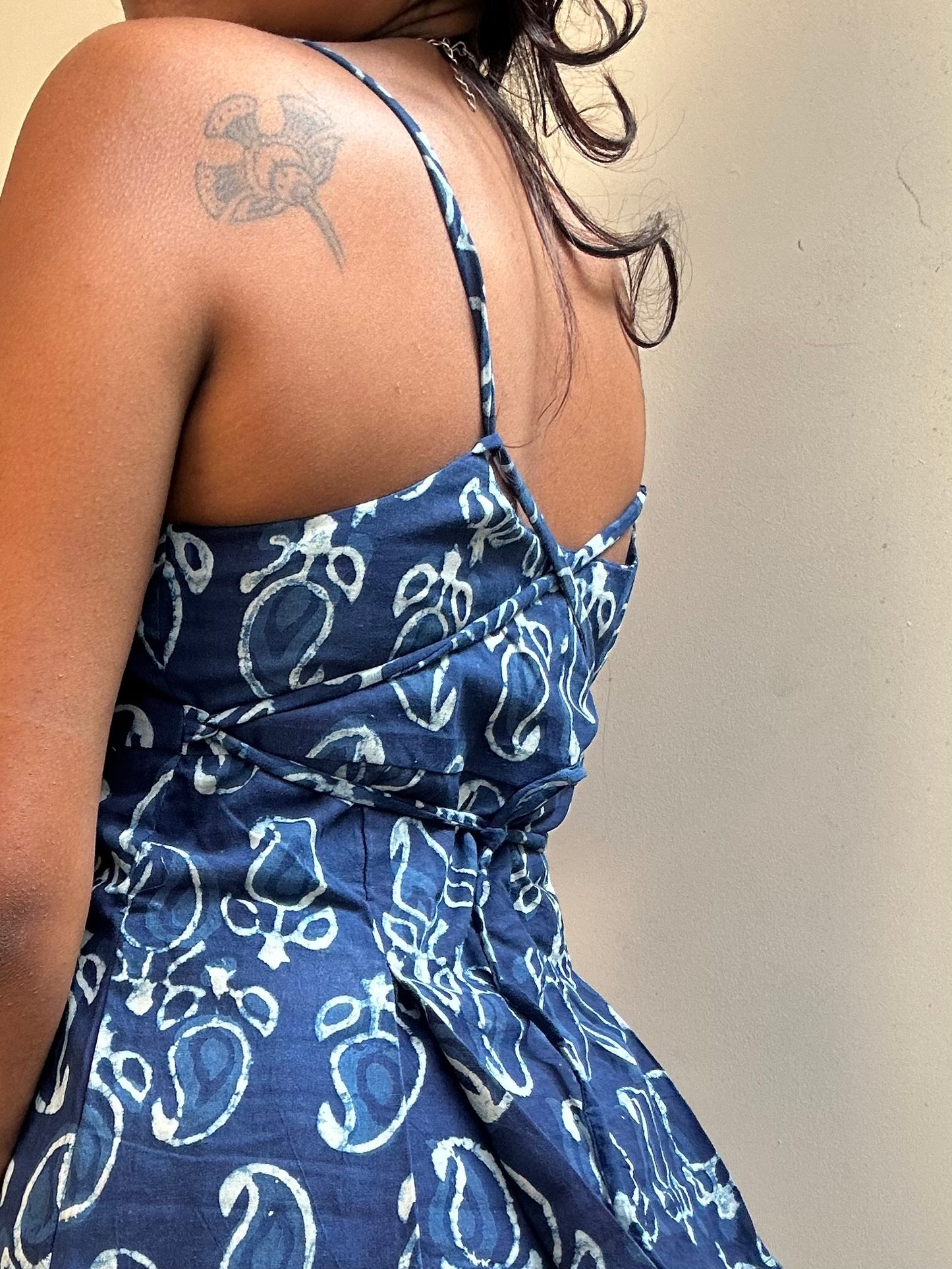 Delicia: Indigo Paisley