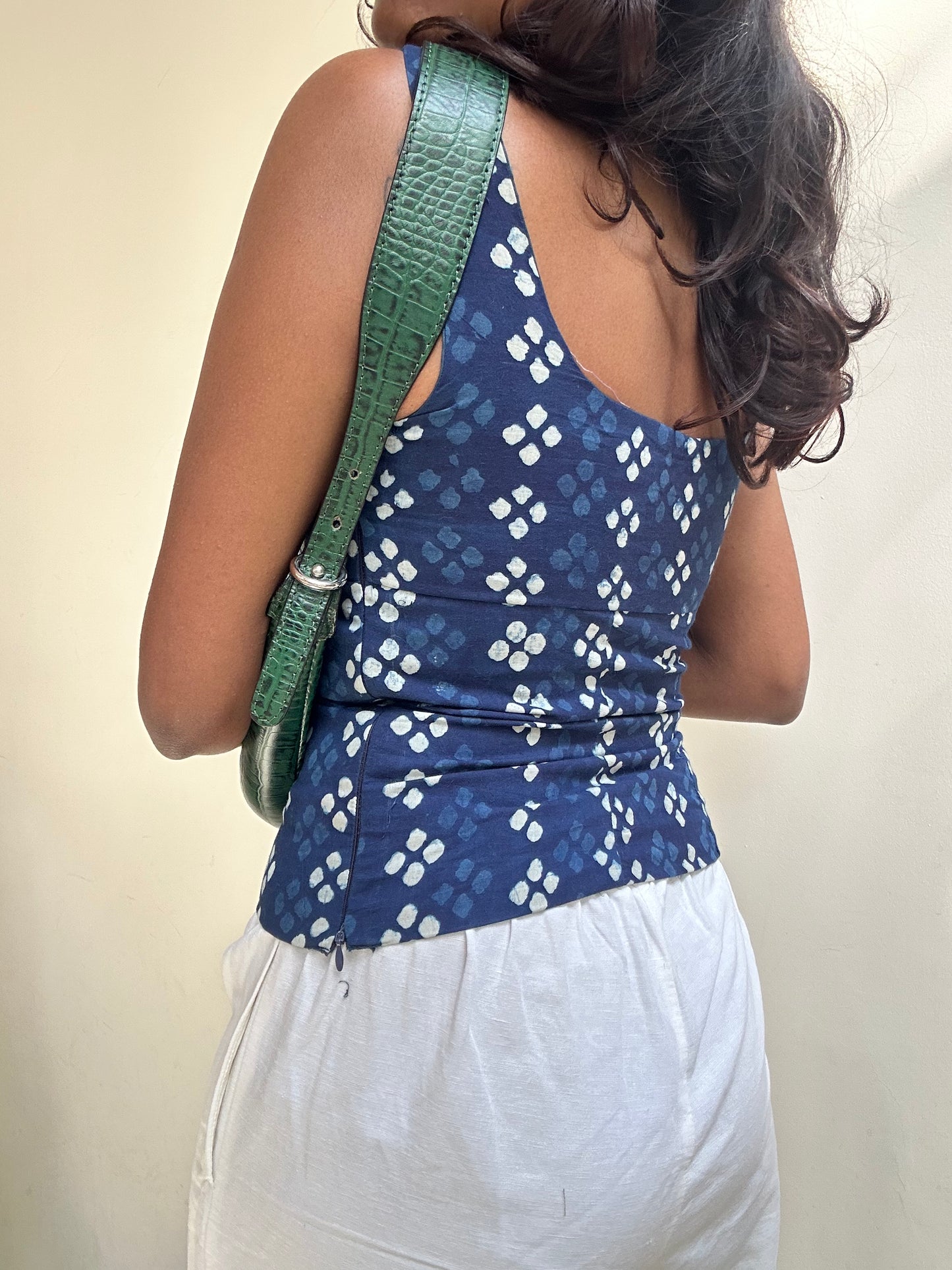 Gul: Indigo Batik 1
