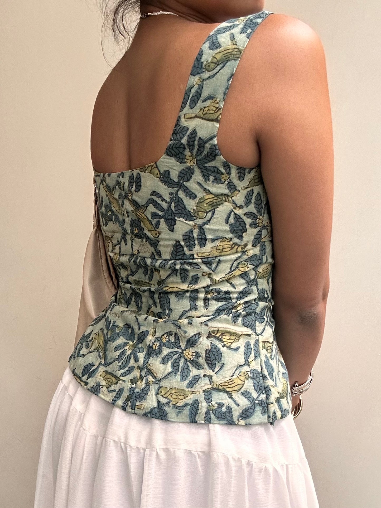 Gul: Blue Bird Batik
