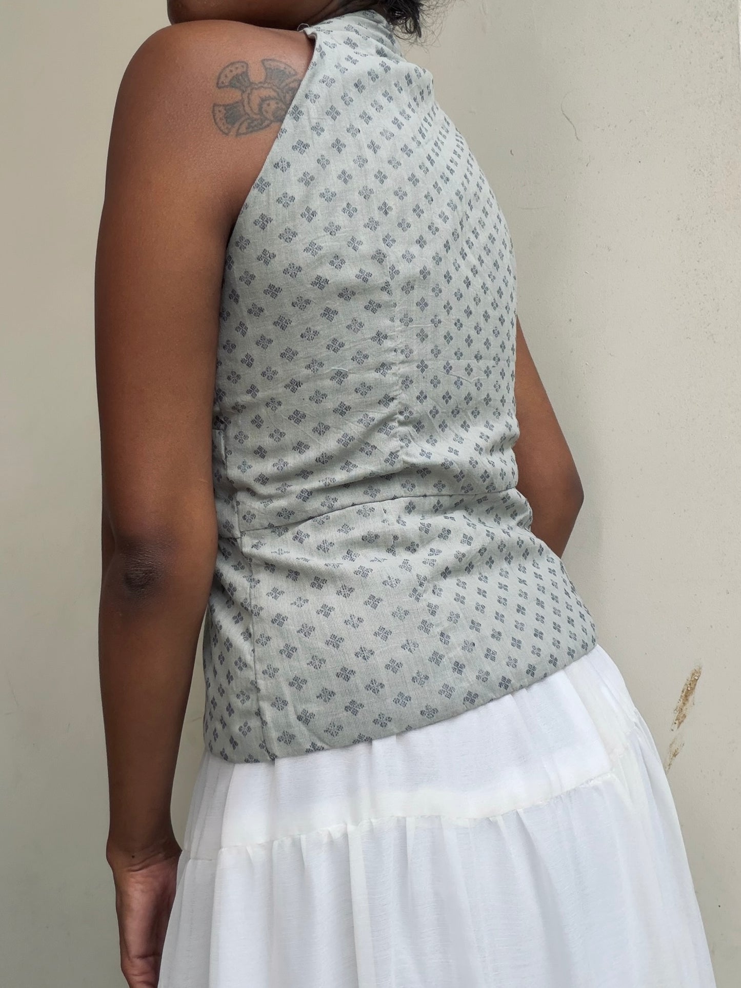 Trupti: Grey Jamdani