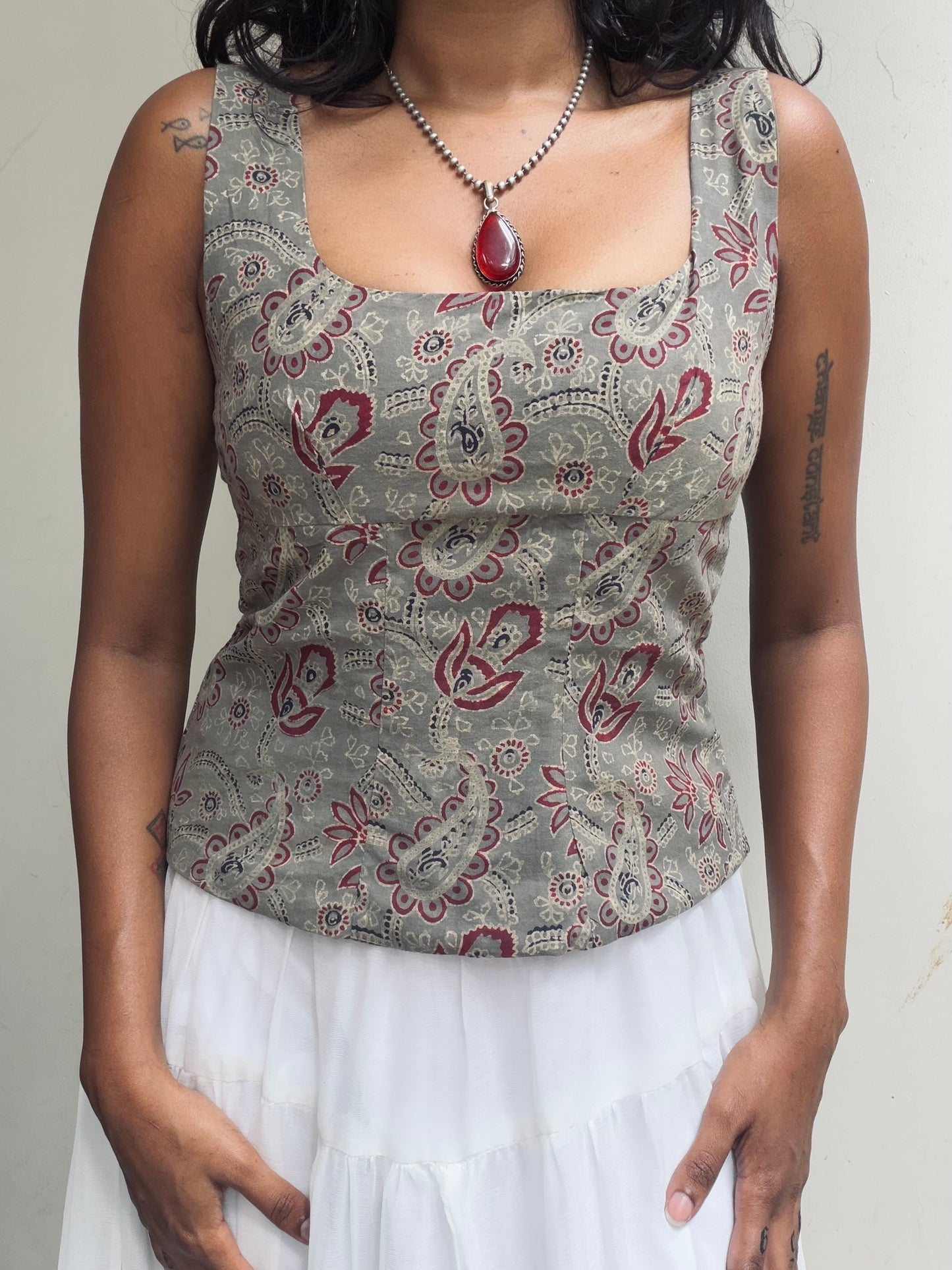 Gul: Grey Block Print