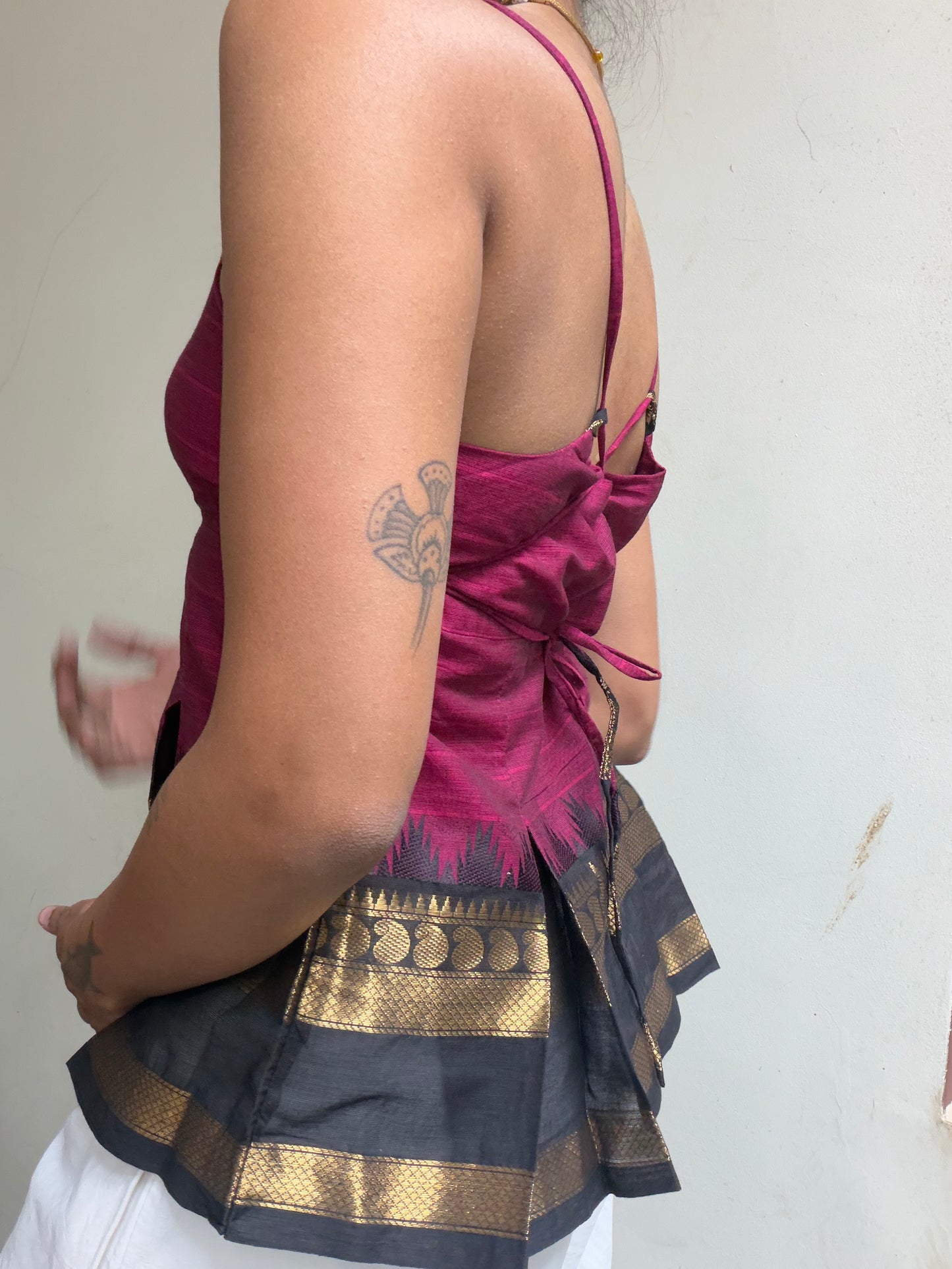 Delicia: Deep Pink with Black Border