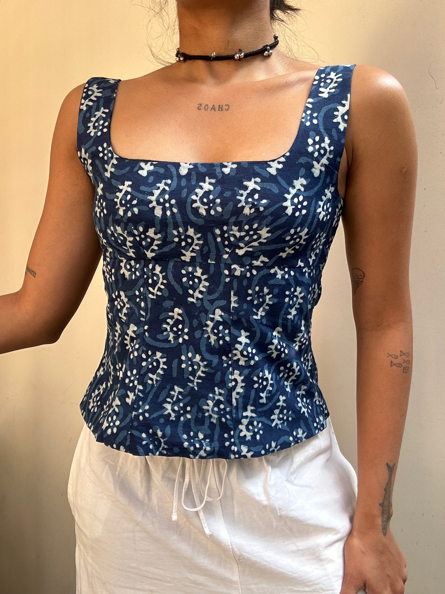 Gul: Indigo Floral Batik 2