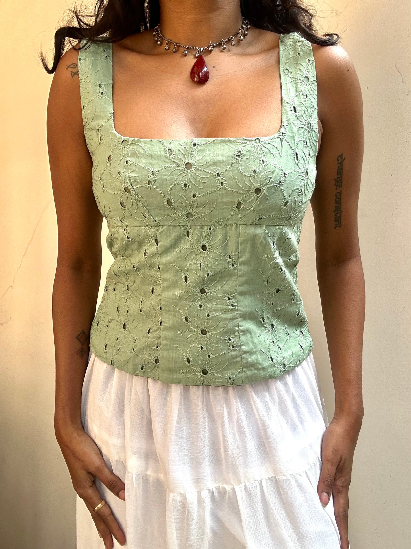 Gul: Pastel Green Jacoba