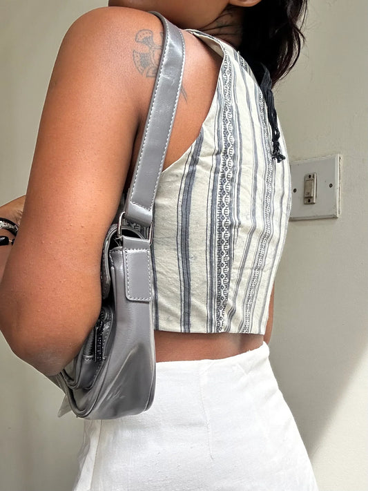 Titli: Off white & Grey Stripes