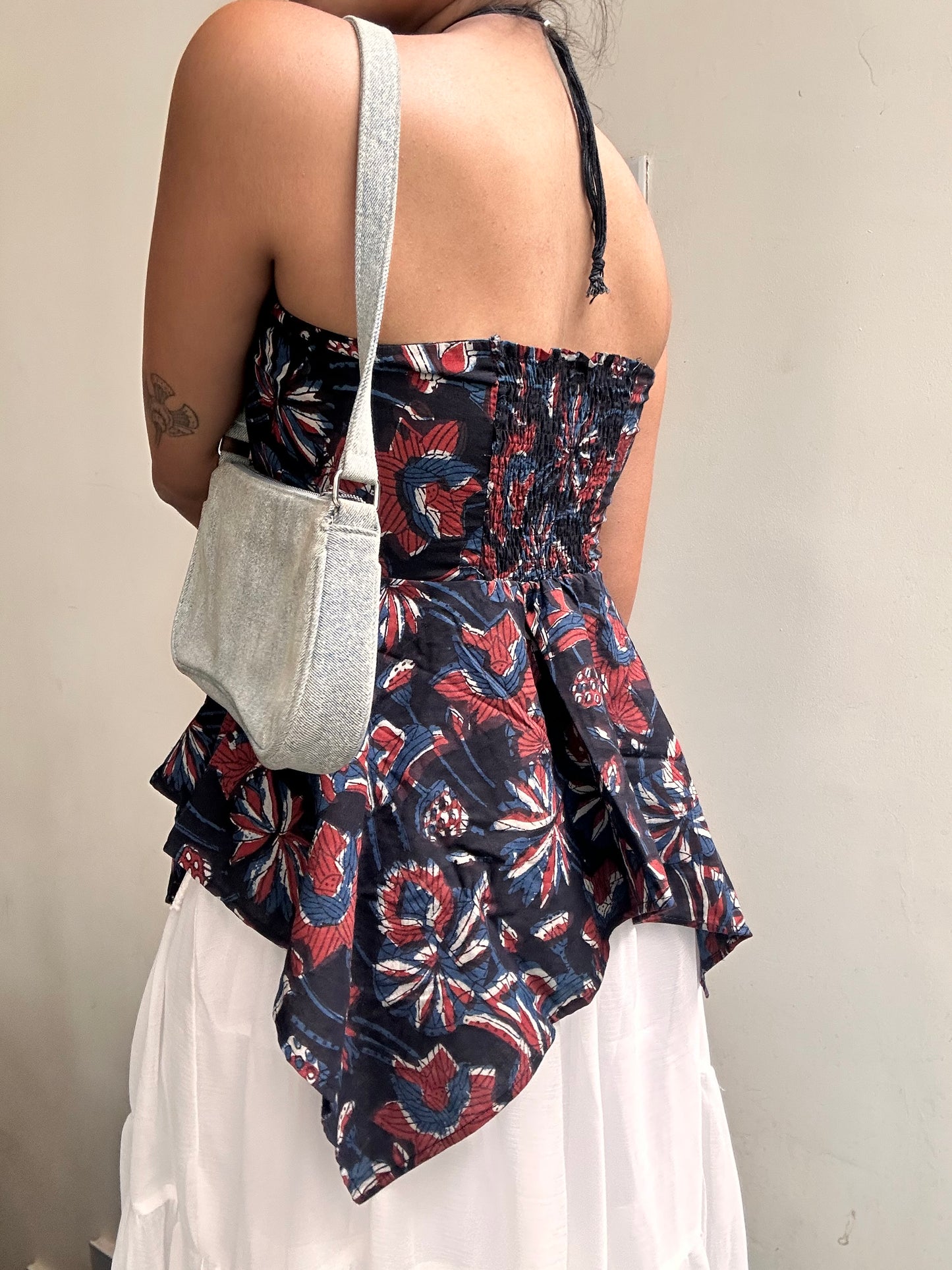 Noor: Black Sanganeri