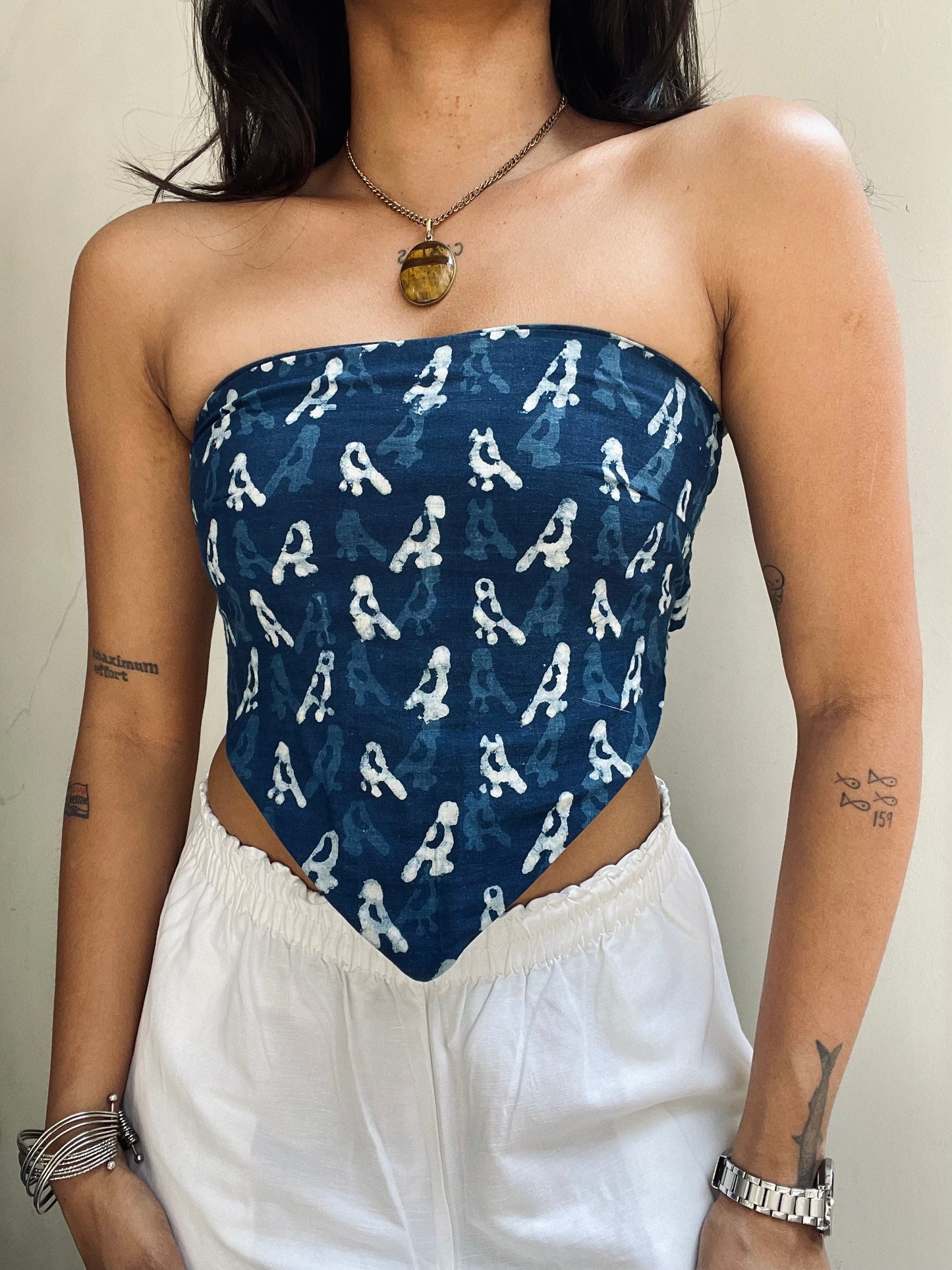 Dona: Indigo Parrot Batik