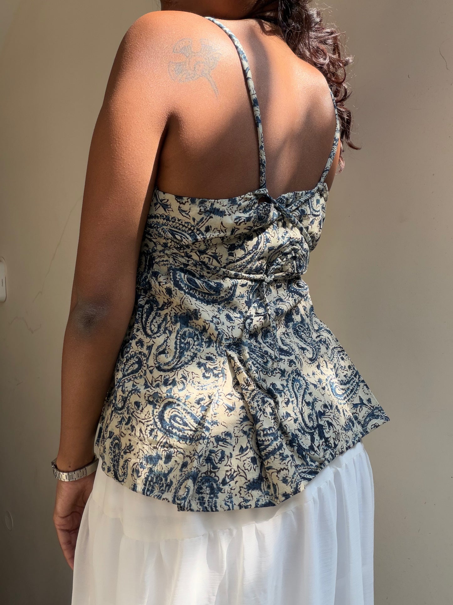 Delicia: Cream Paisley Kalamkari