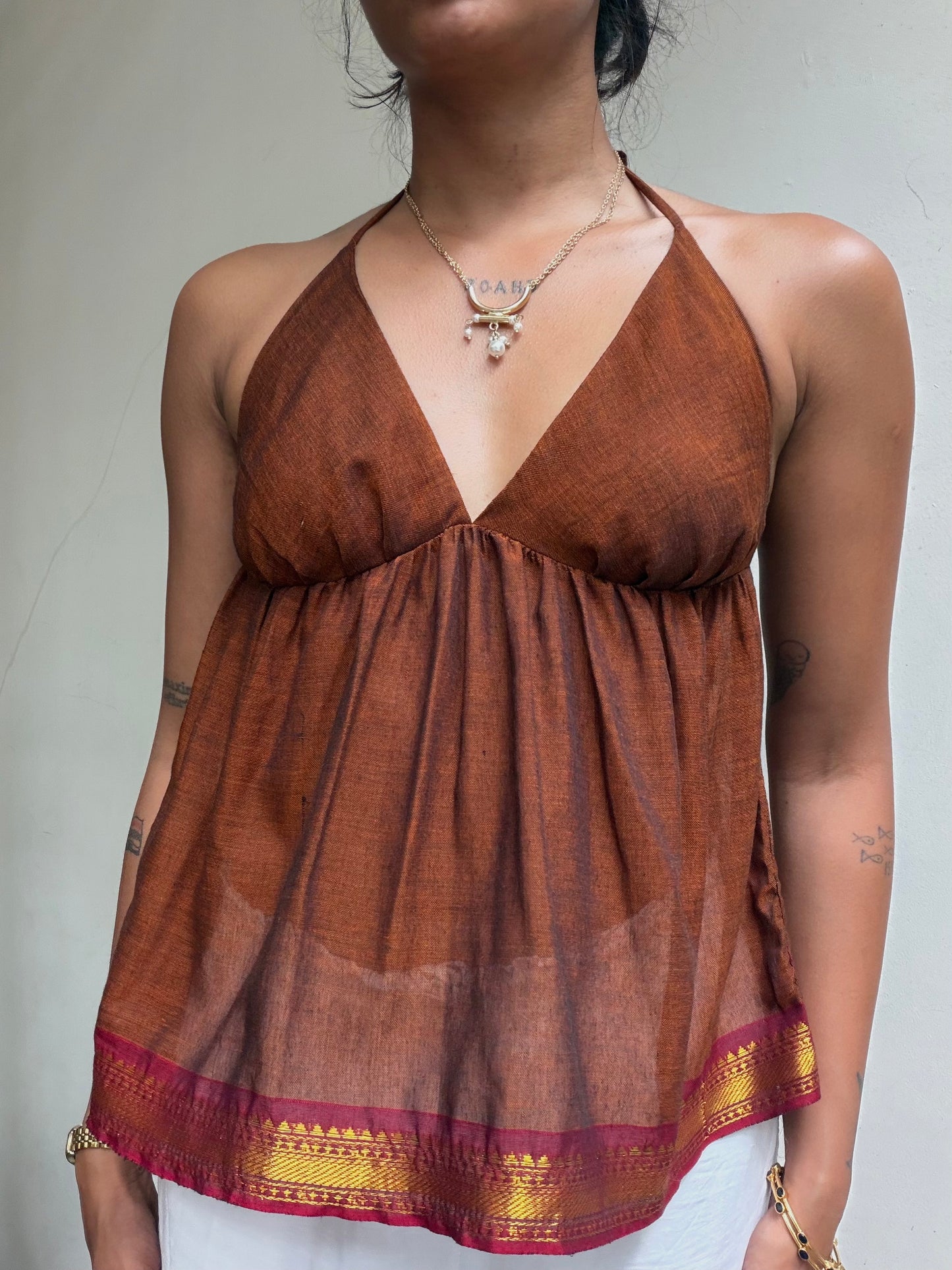 Tara: Brown with Red Border
